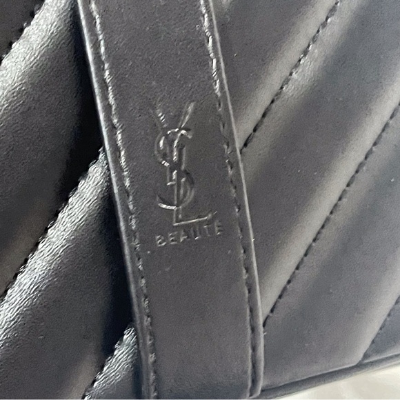 Yves Saint Laurent Beaute VIP Gift Bag Crossbody bag handbag Black New In Box - Picture 10 of 14